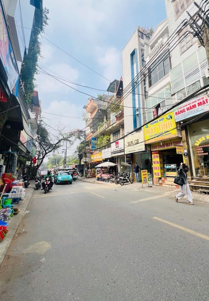 BÁN NHÀ MẶT PHỐ - LÊ VĂN HIẾN- ĐÔNG NGẠC -KINH DOANH SẦM UẤT NGÀY ĐÊM.